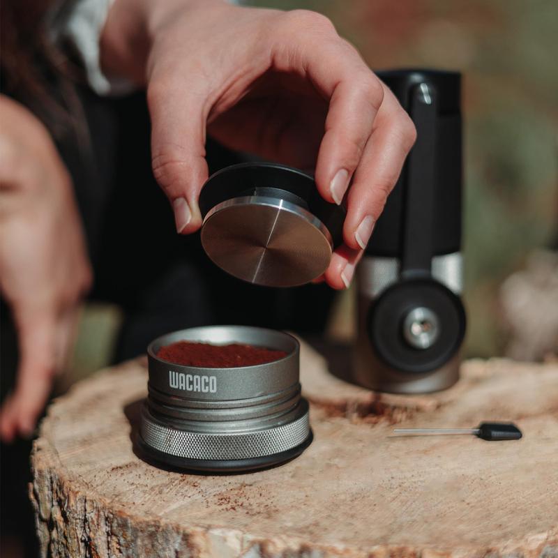 Máquina de café expresso portátil WACACO Picopresso com estojo